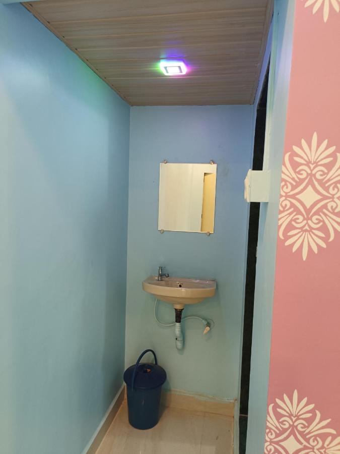 Shree Nivas Home Stay Srīvardhan Exterior foto
